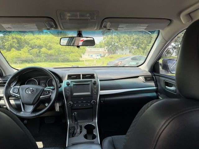 2015 Toyota Camry Image 7