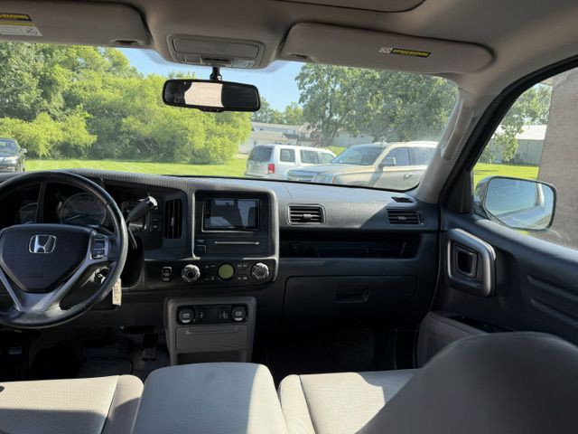 2013 Honda Ridgeline Image 8