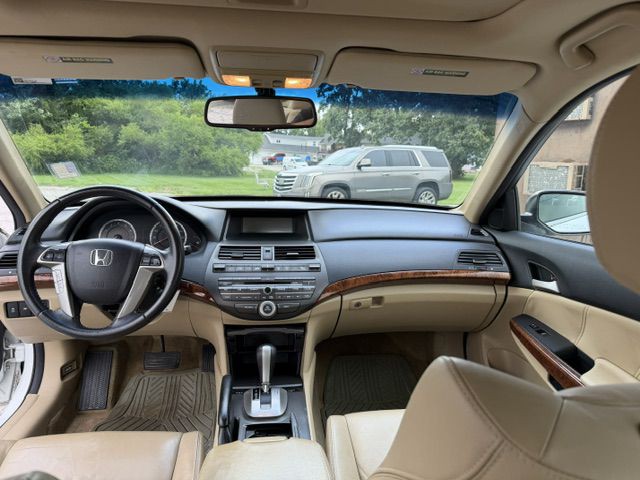 2011 Honda Accord Image 7