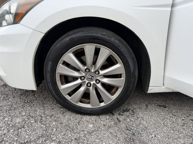 2011 Honda Accord Image 9