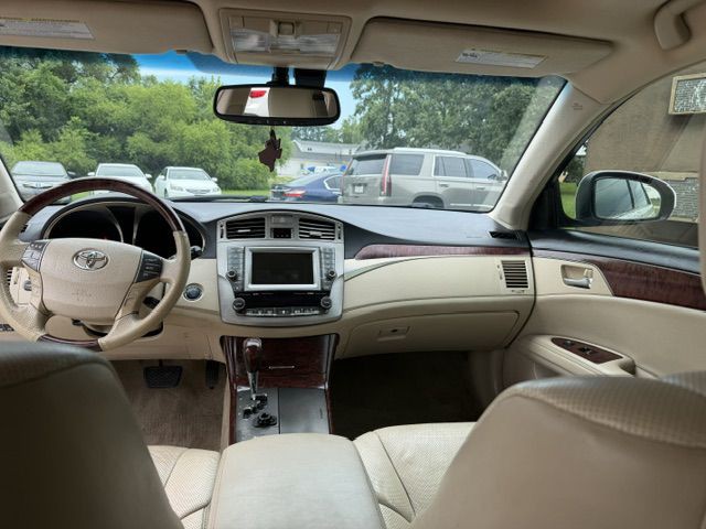 2011 Toyota Avalon Image 7