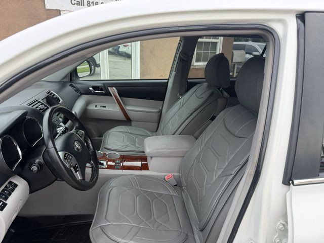 2012 Toyota Highlander Image 5