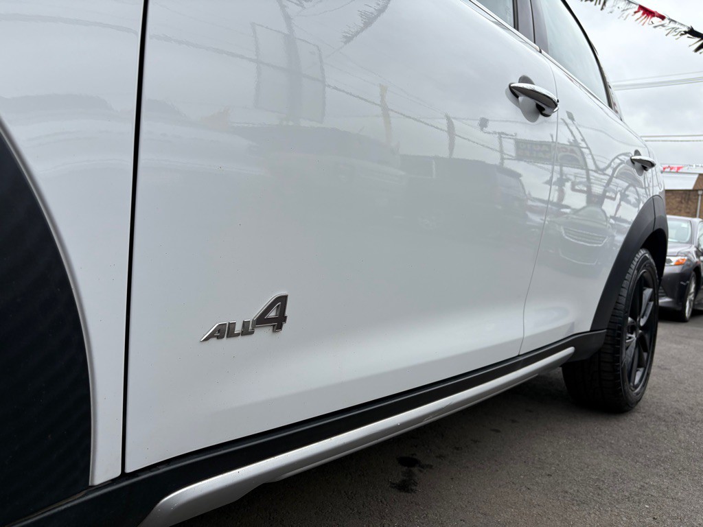 2016 MINI Cooper Image 10