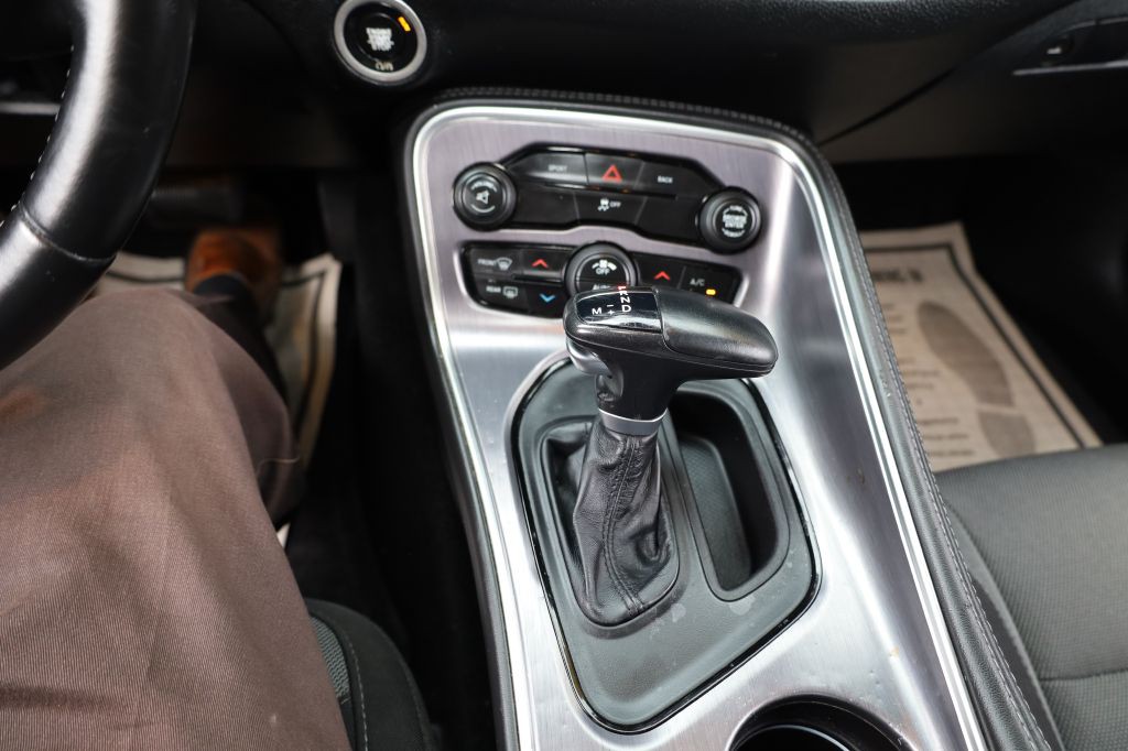 2016 Dodge Challenger Image 23