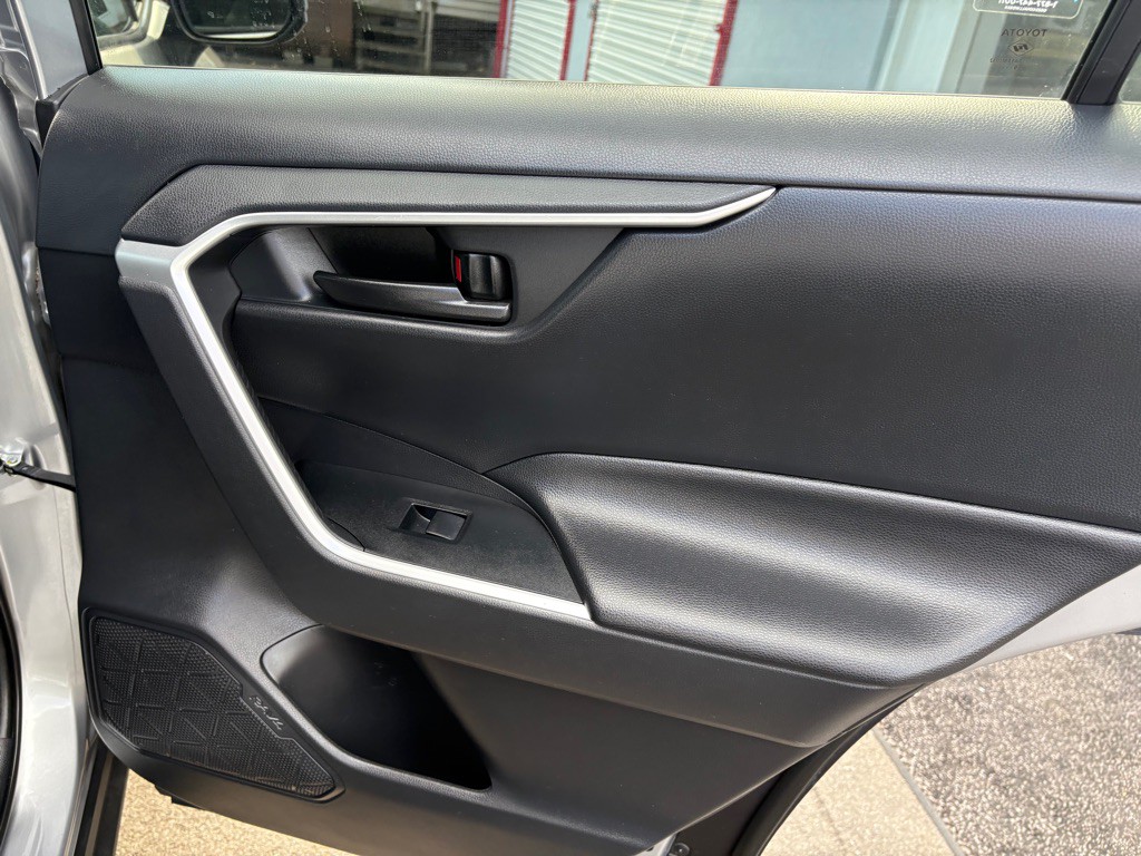 2020 Toyota Rav4 Image 25
