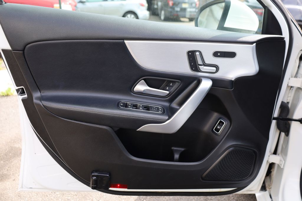 2019 Mercedes-Benz A Image 10