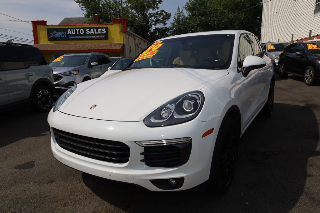 2016 Porsche Cayenne Image 3