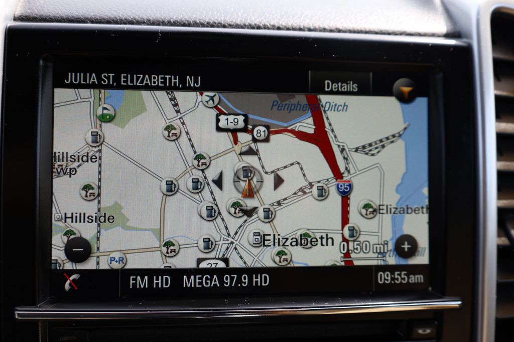 2016 Porsche Cayenne Image 35