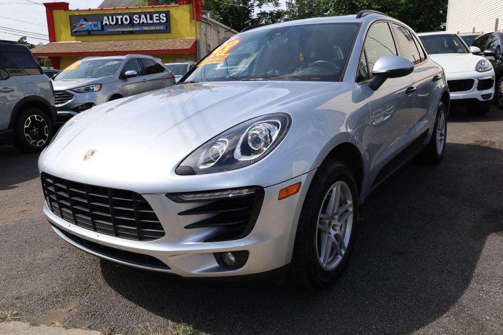 2018 Porsche Macan Image 3