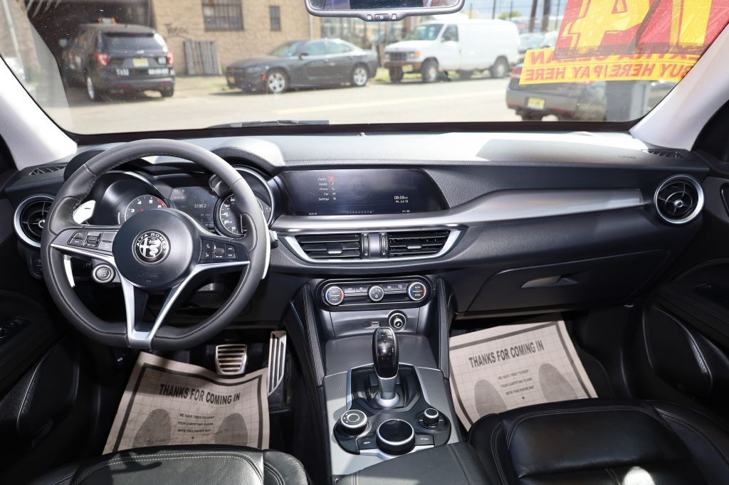 2018 Alfa Romeo Stelvio Image 26