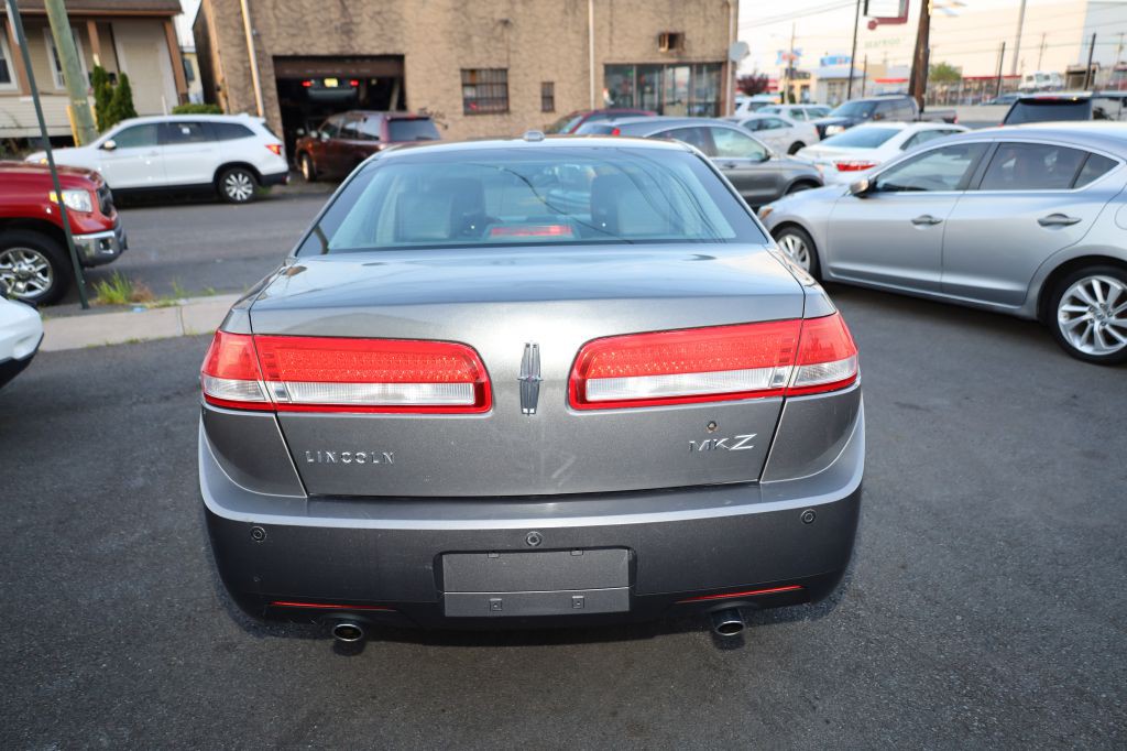 2012 Lincoln MKZ Image 6