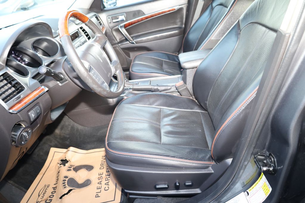 2012 Lincoln MKZ Image 11