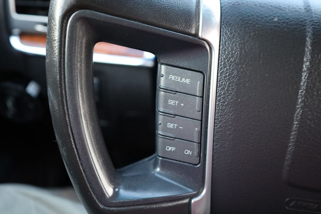 2012 Lincoln MKZ Image 27