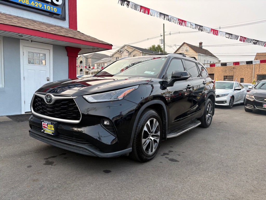 2022 Toyota Highlander Image 3