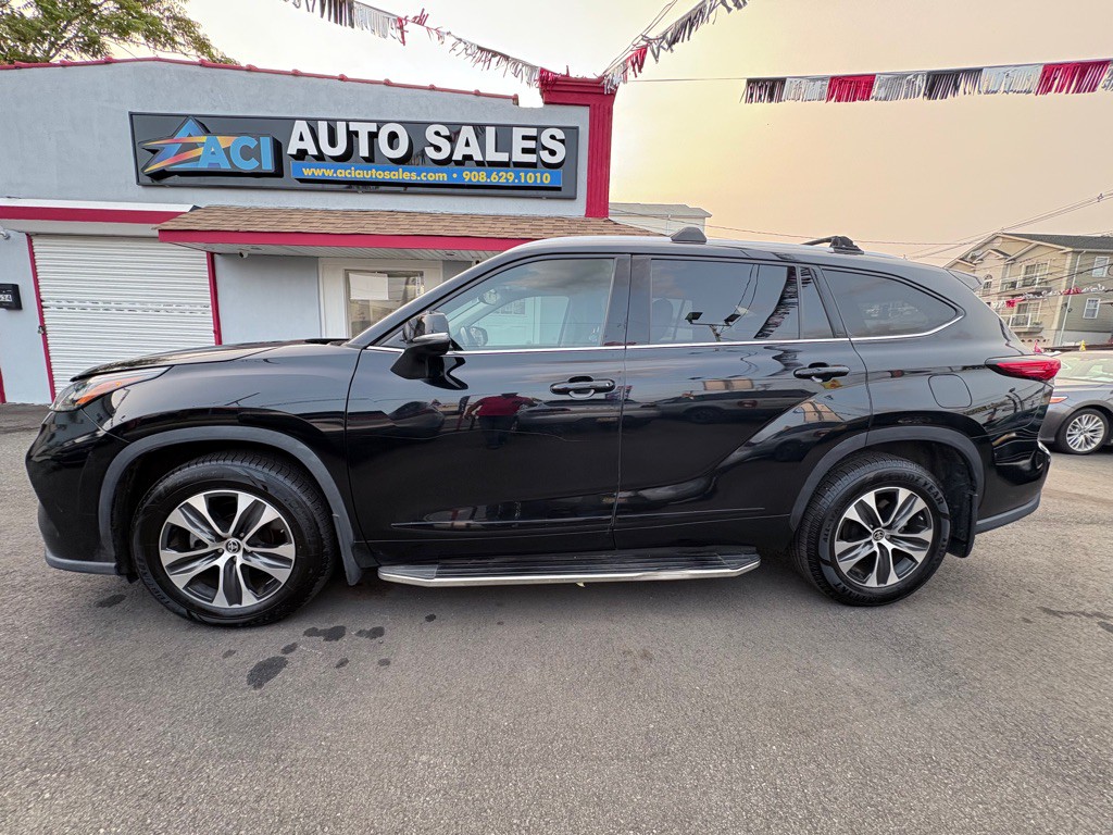 2022 Toyota Highlander Image 4