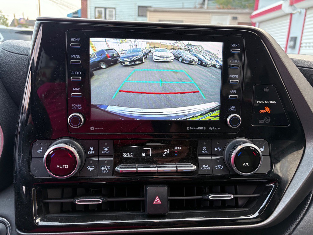 2022 Toyota Highlander Image 20