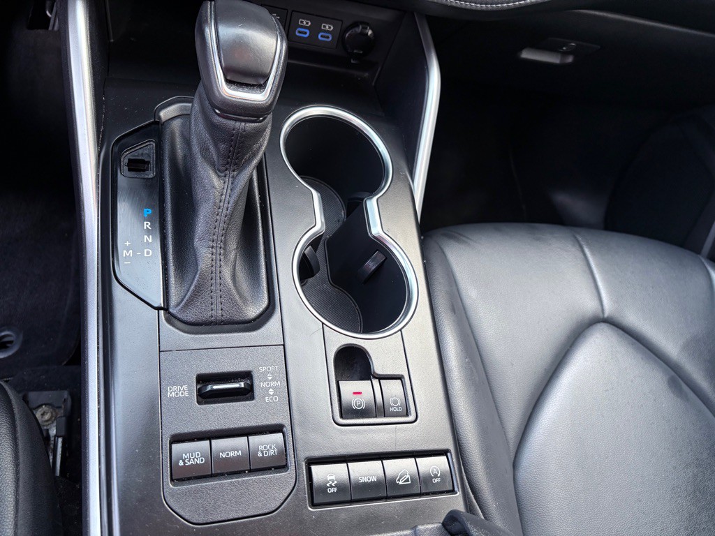 2022 Toyota Highlander Image 22