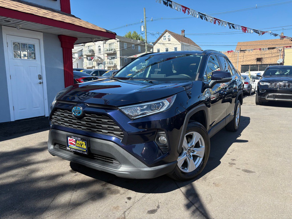 2021 Toyota Rav4 Image 3
