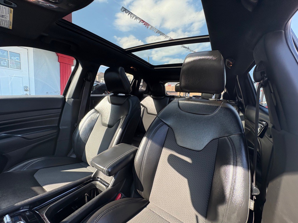 2022 Jeep Compass Image 15
