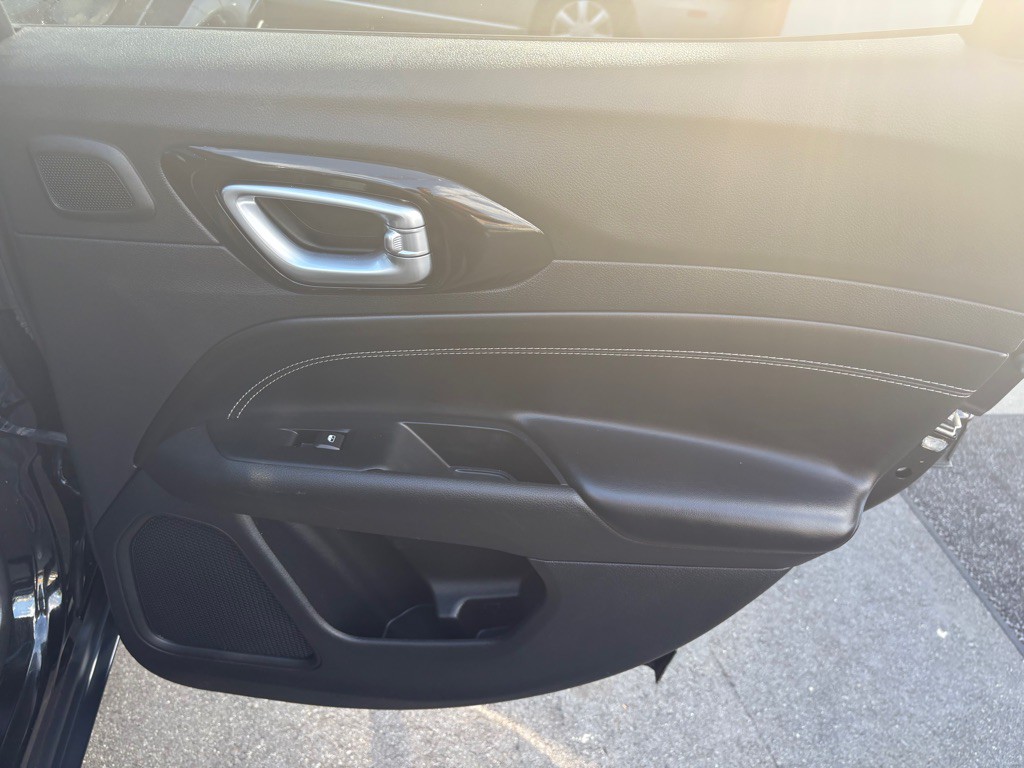 2022 Jeep Compass Image 30