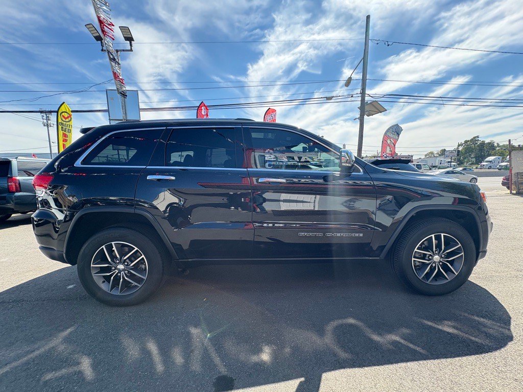 2018 Jeep Grand Cherokee Image 8