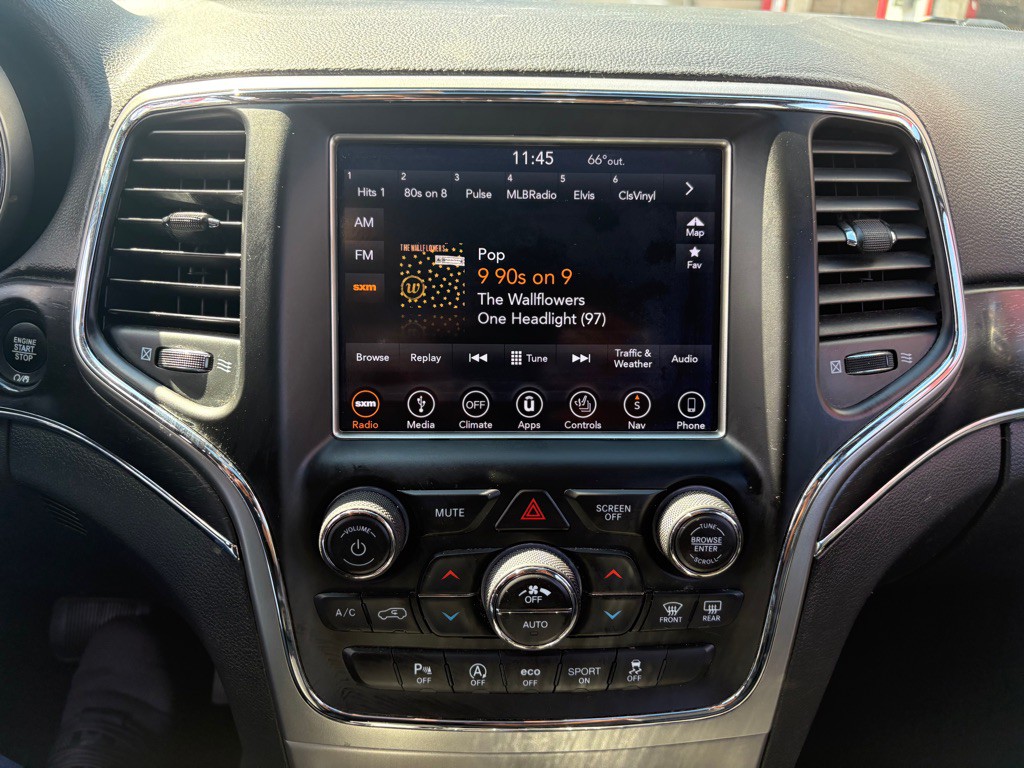 2018 Jeep Grand Cherokee Image 23