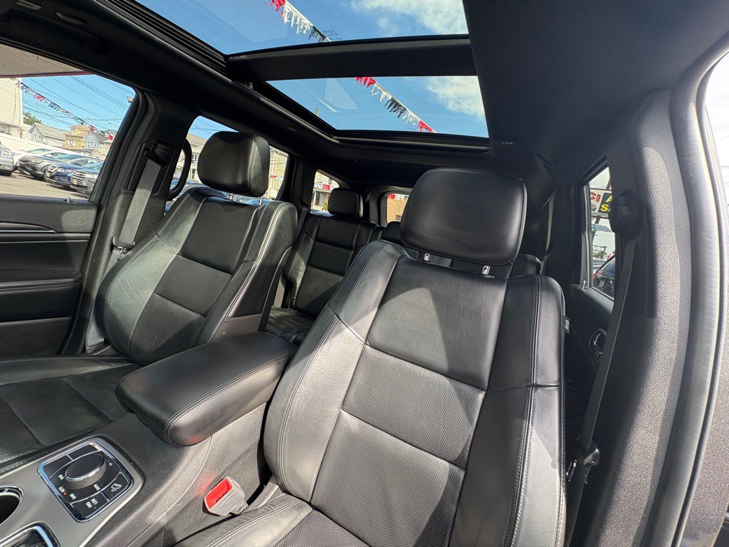 2021 Jeep Grand Cherokee Image 16