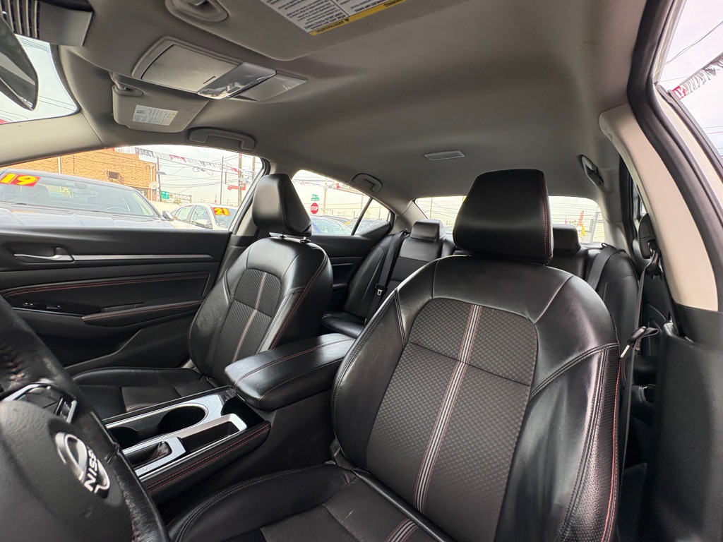 2023 Nissan Altima Image 14