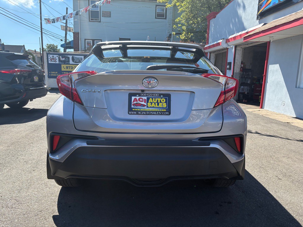 2020 Toyota C-HR Image 6