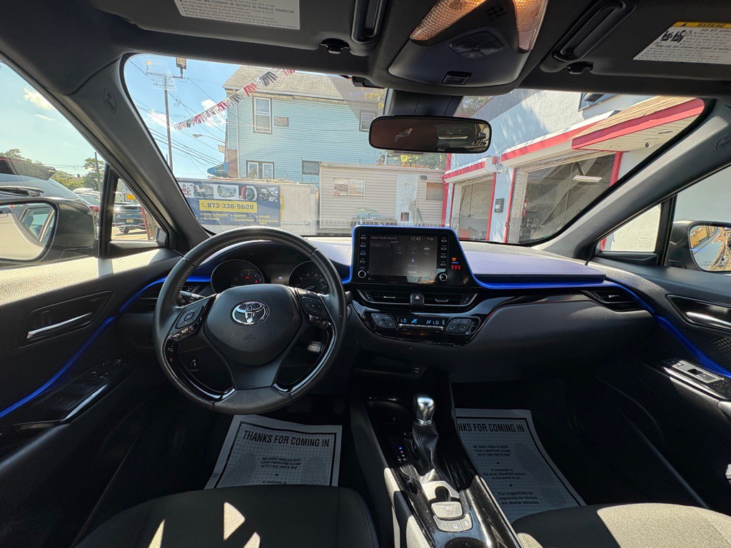 2020 Toyota C-HR Image 18