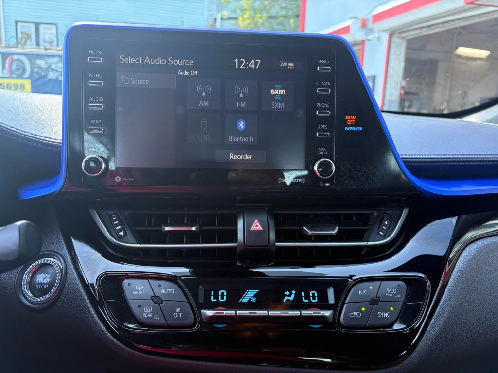 2020 Toyota C-HR Image 22