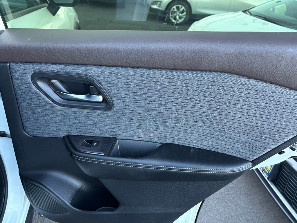2023 Nissan Rogue Image 31