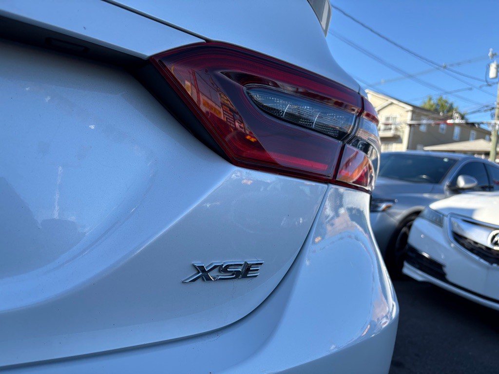 2023 Toyota Camry Image 10