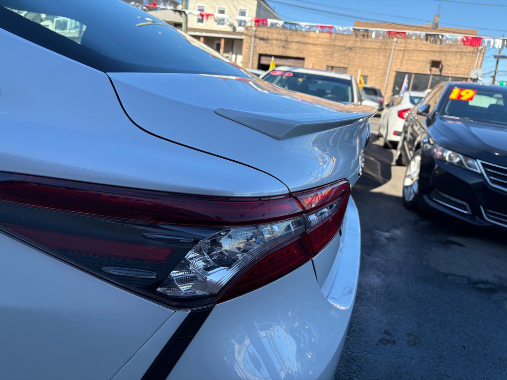 2023 Toyota Camry Image 11