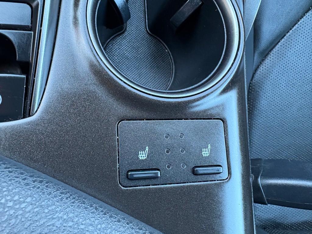 2023 Toyota Camry Image 27