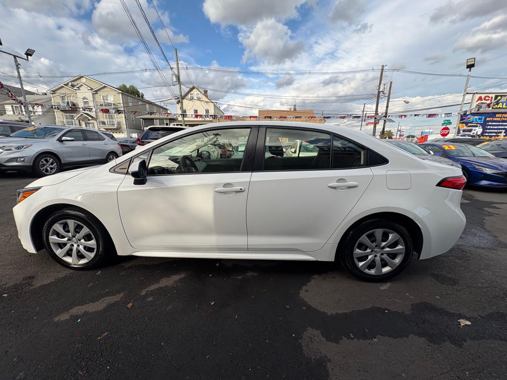 2022 Toyota Corolla Image 4