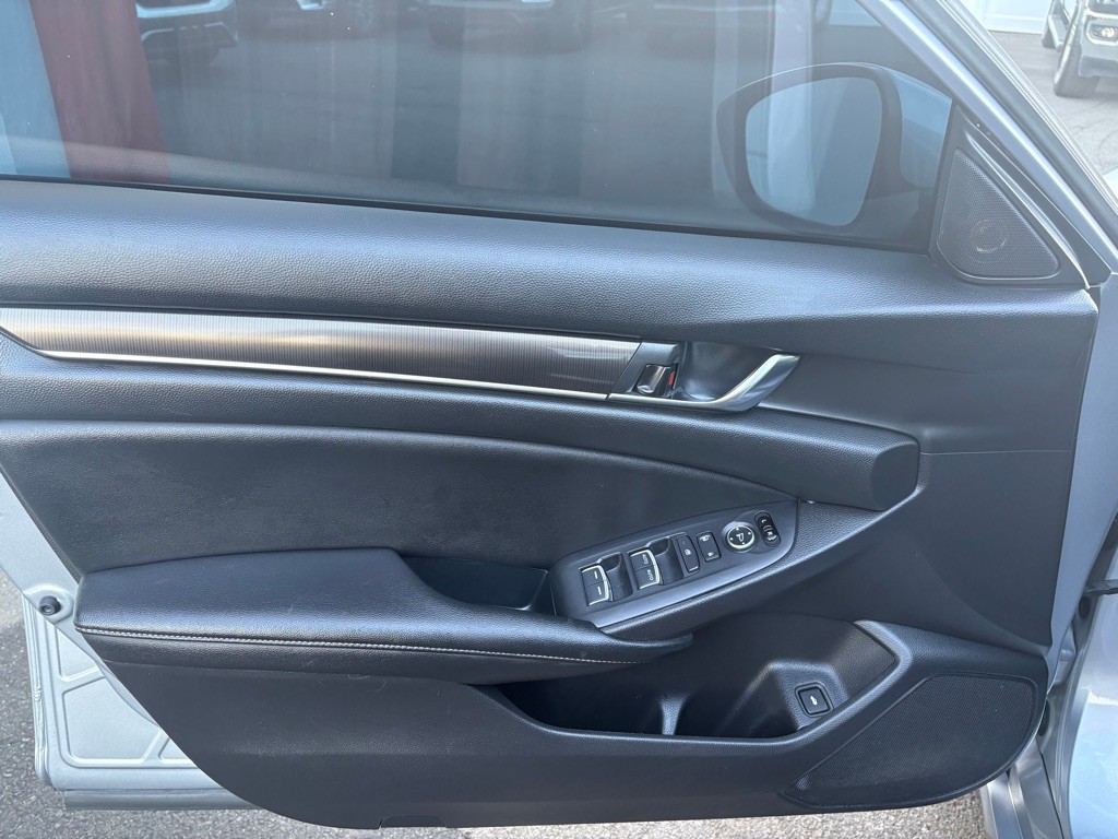2020 Honda Accord Image 10