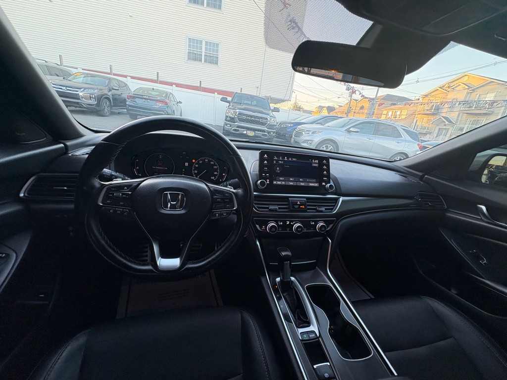 2020 Honda Accord Image 14