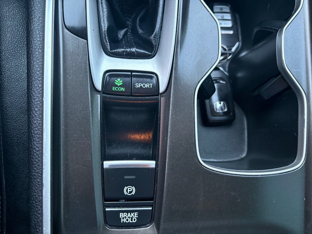 2020 Honda Accord Image 22