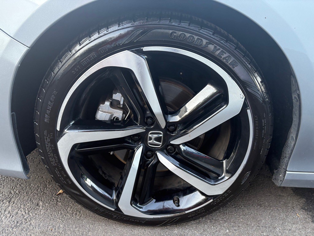 2020 Honda Accord Image 35