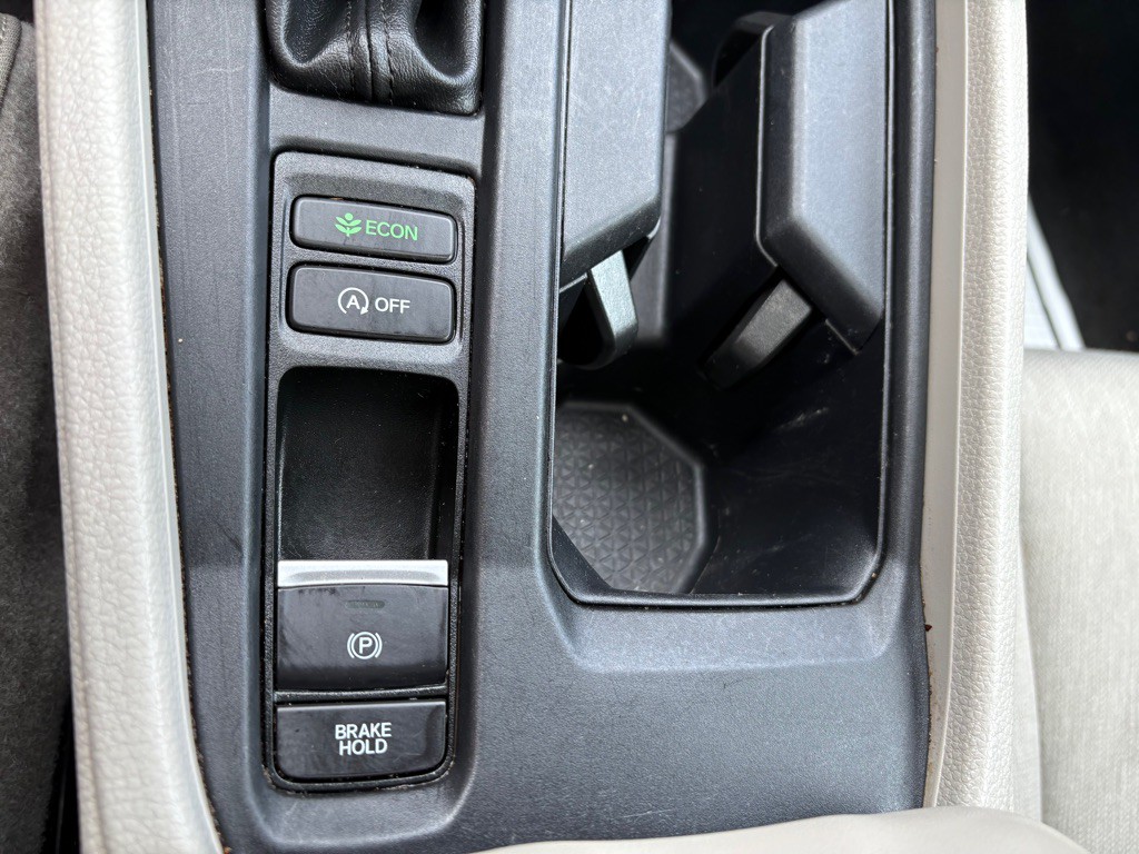 2024 Honda Accord Image 21