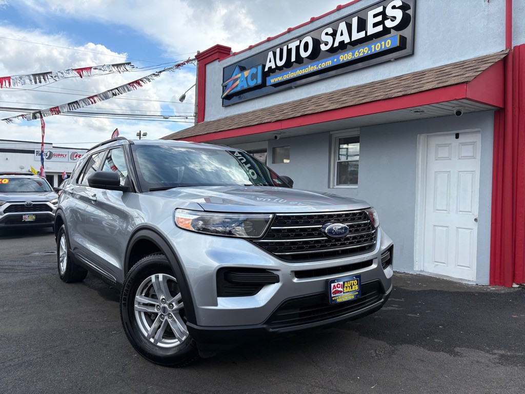 2020 Ford Explorer Image 1