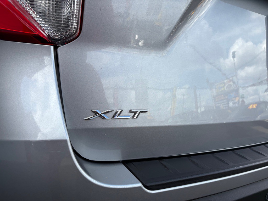 2020 Ford Explorer Image 10