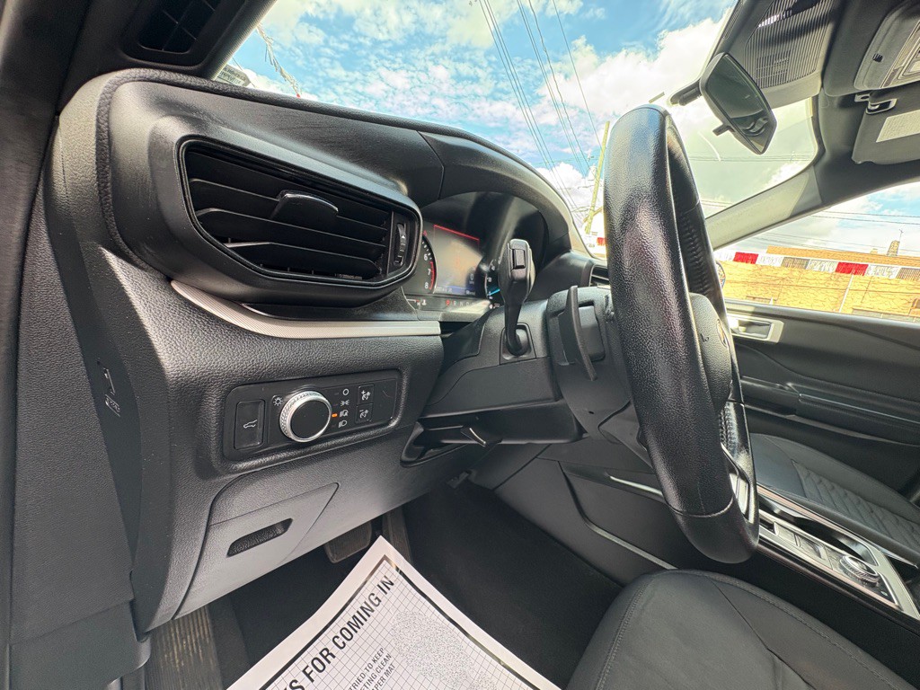 2020 Ford Explorer Image 18