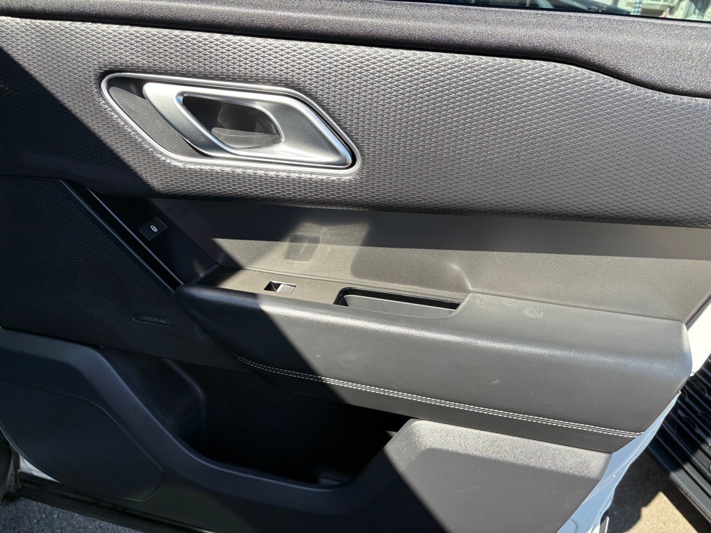 2018 Land Rover Range Rover Image 26