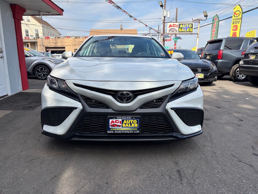 2023 Toyota Camry Image 2