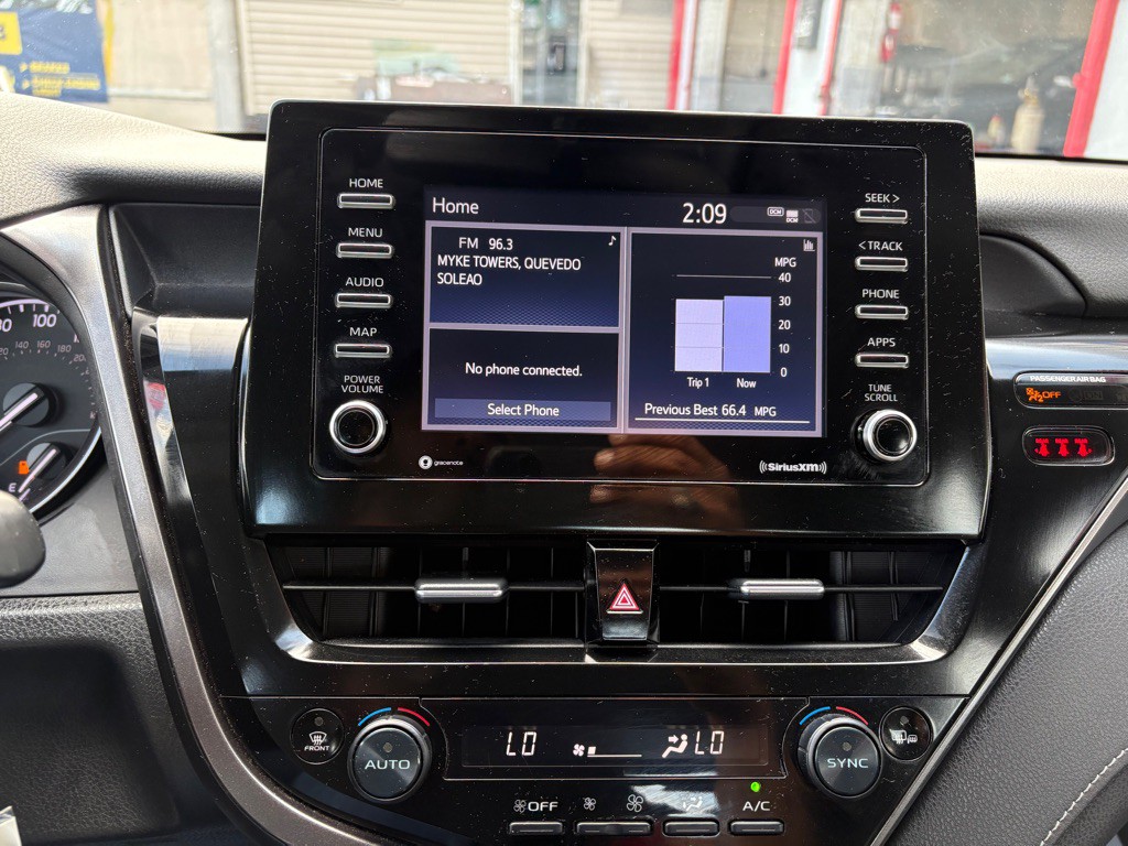2023 Toyota Camry Image 20