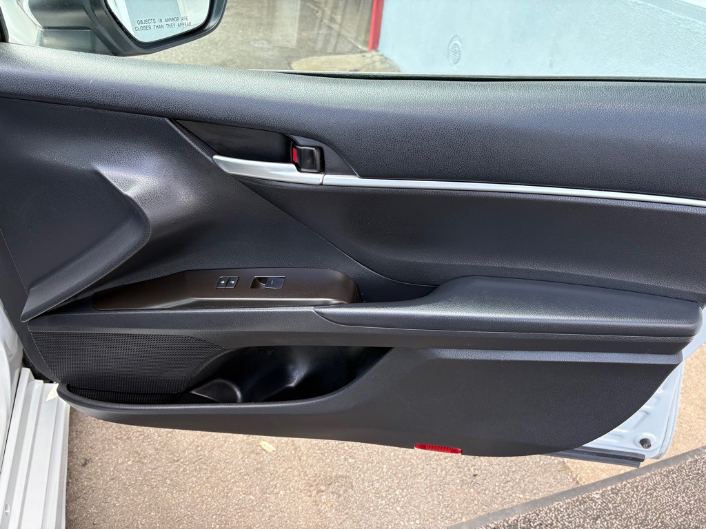 2023 Toyota Camry Image 25