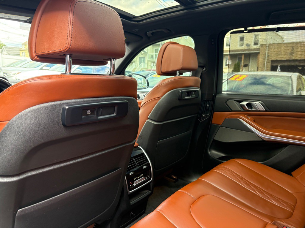 2021 BMW X5 Image 36