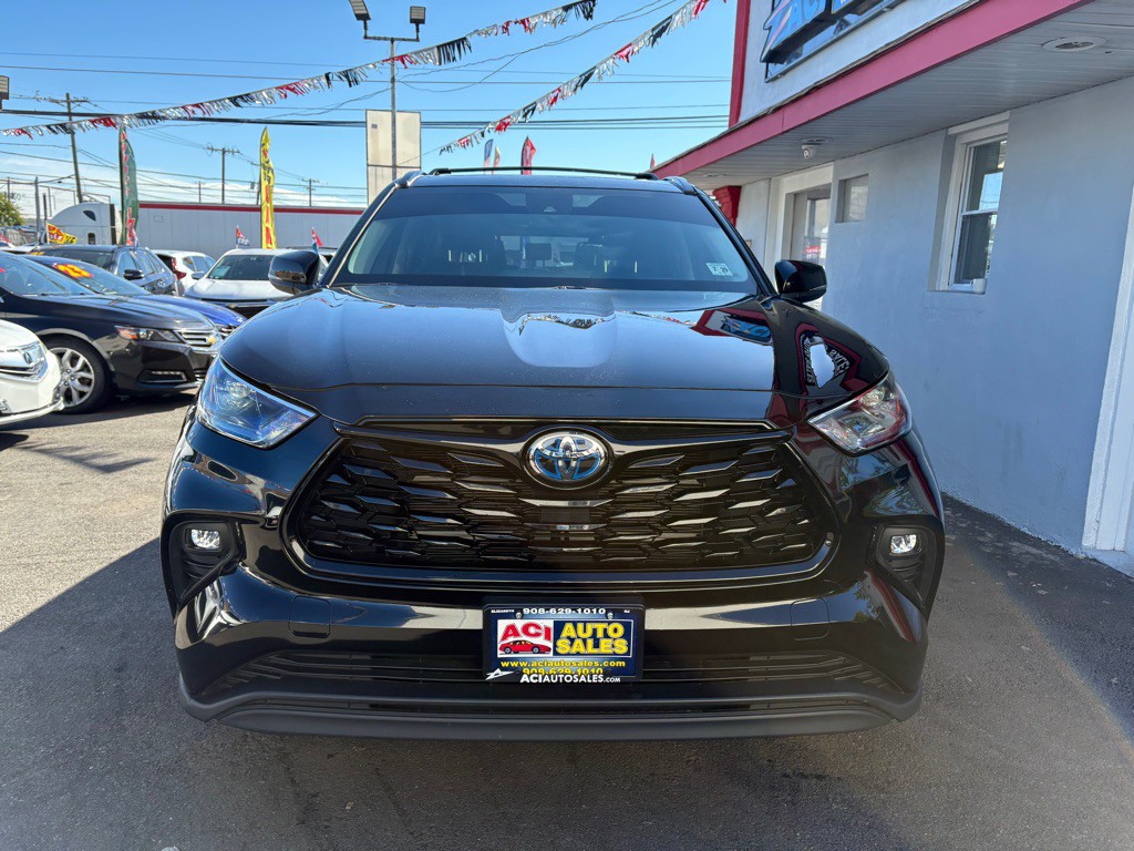2024 Toyota Highlander Image 2